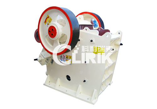PEX300x1300深腔細（xì）顎式破（pò）碎機